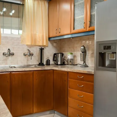 Апартаменти Karis Luxury *